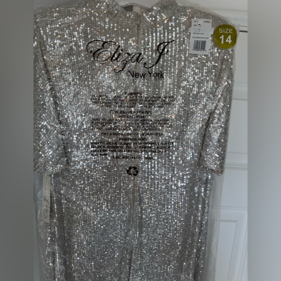 Eliza J Silver Sequin Flutter Sleeve Mock Neck Dress Women’s Sz 14 NWT - Picture 16 of 16